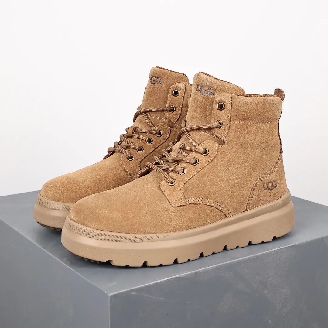 Pick up locally 💰800 The core recommendation is good price UGG 2023 new style #Men's shoes Guangdong origin # 1153750 Upgraded original last original paper version development version #Using TPU molded and shaped suede upper material #Selected 17mm UGGPURE™ implanted wool lining and removable UGGPURE™ Implanted wool insole # midsole EVA light wing technology outsole combined with rubber bottom, non-slip, waterproof and wear-resistant, and good elasticity American light luxury brand 🐑UGG M Burleigh Boot Burleigh series men's mid-cut lightweight casual sports workwear Martin boots "velvet chestnut brown" Size: 40 41 42 43 44 45